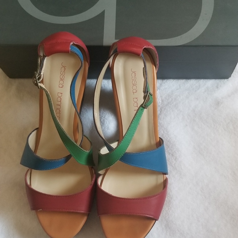Exclusive Pair of Jessica Bennett!